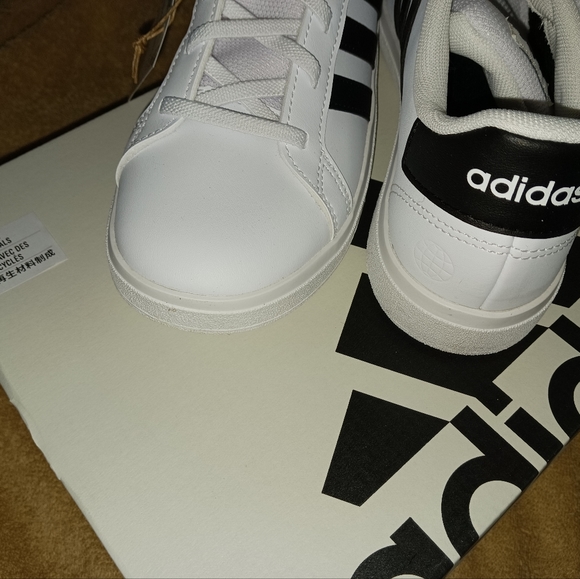 KIDS' & BIG KIDS ADIDAS SHOES GRAND COURT 2.0 ELK, sizes: 11.5, 12 - Picture 4 of 6